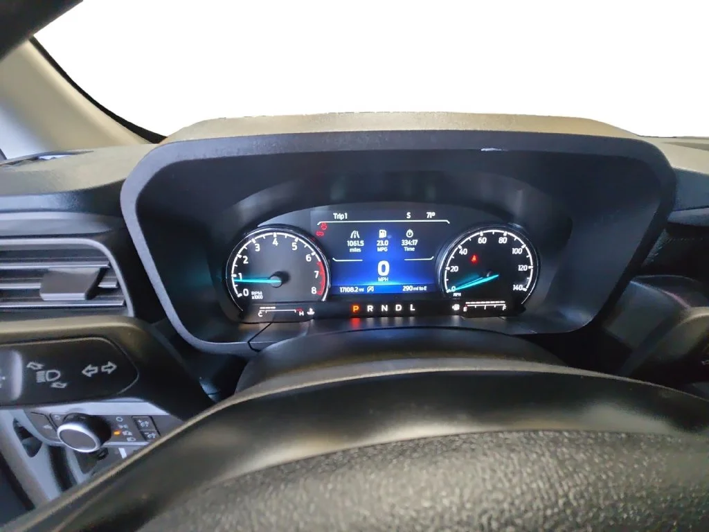 Used 2024 White Ford Lariat image 20