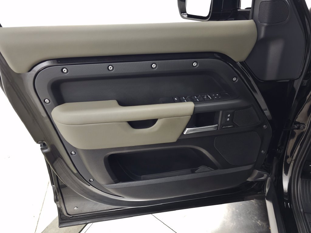 Certified Used 2025 Gray Land Rover S image 13