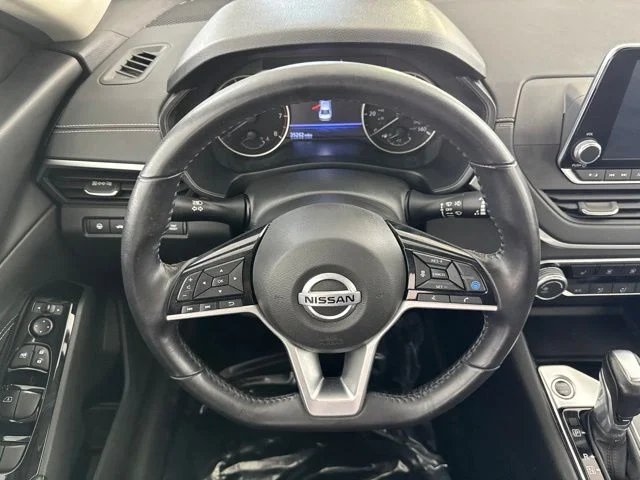 Used 2021 Gray Nissan 2.5 SV image 23