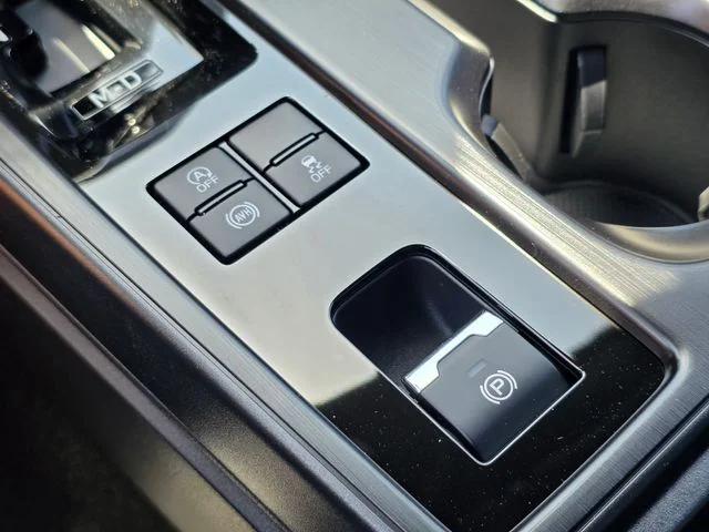 New 2026 ICE SILVER METALLIC Subaru Premium image 29