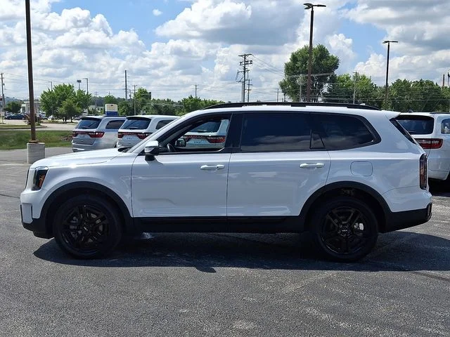 Used 2024 White Kia EX X-Line AWD image 5