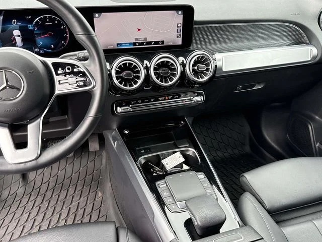Used 2022  Mercedes-Benz GLB 250 image 19