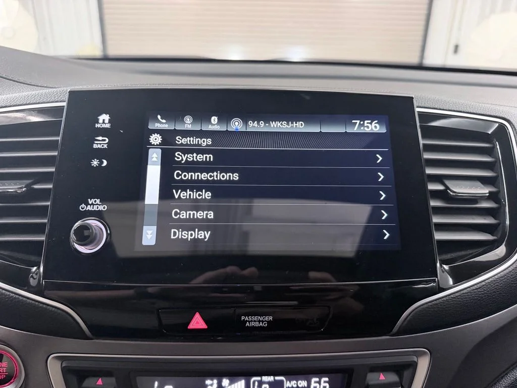 Used 2022 White Honda Special Edition image 22