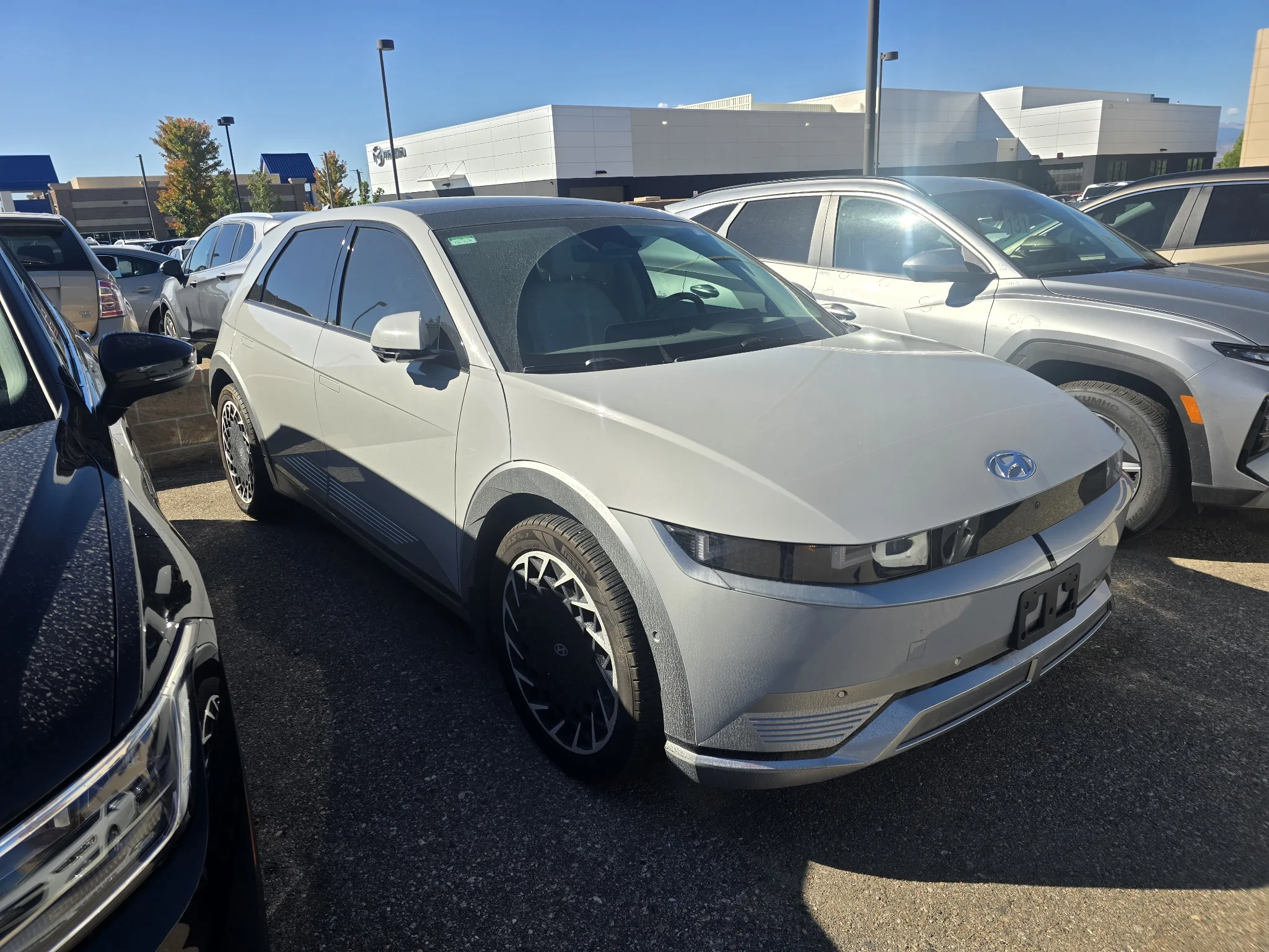 Used 2024 Cyber Gray Hyundai Limited image 17