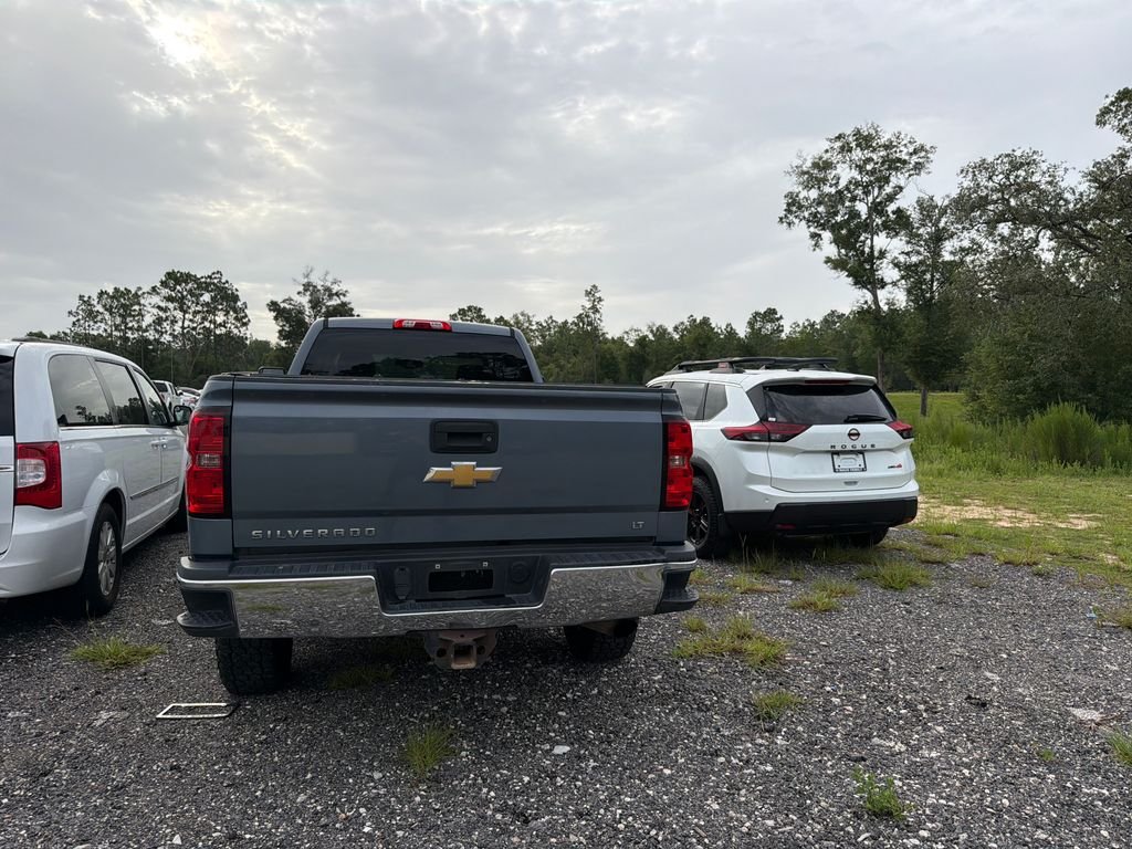 Used 2015 Gray Chevrolet LT image 7