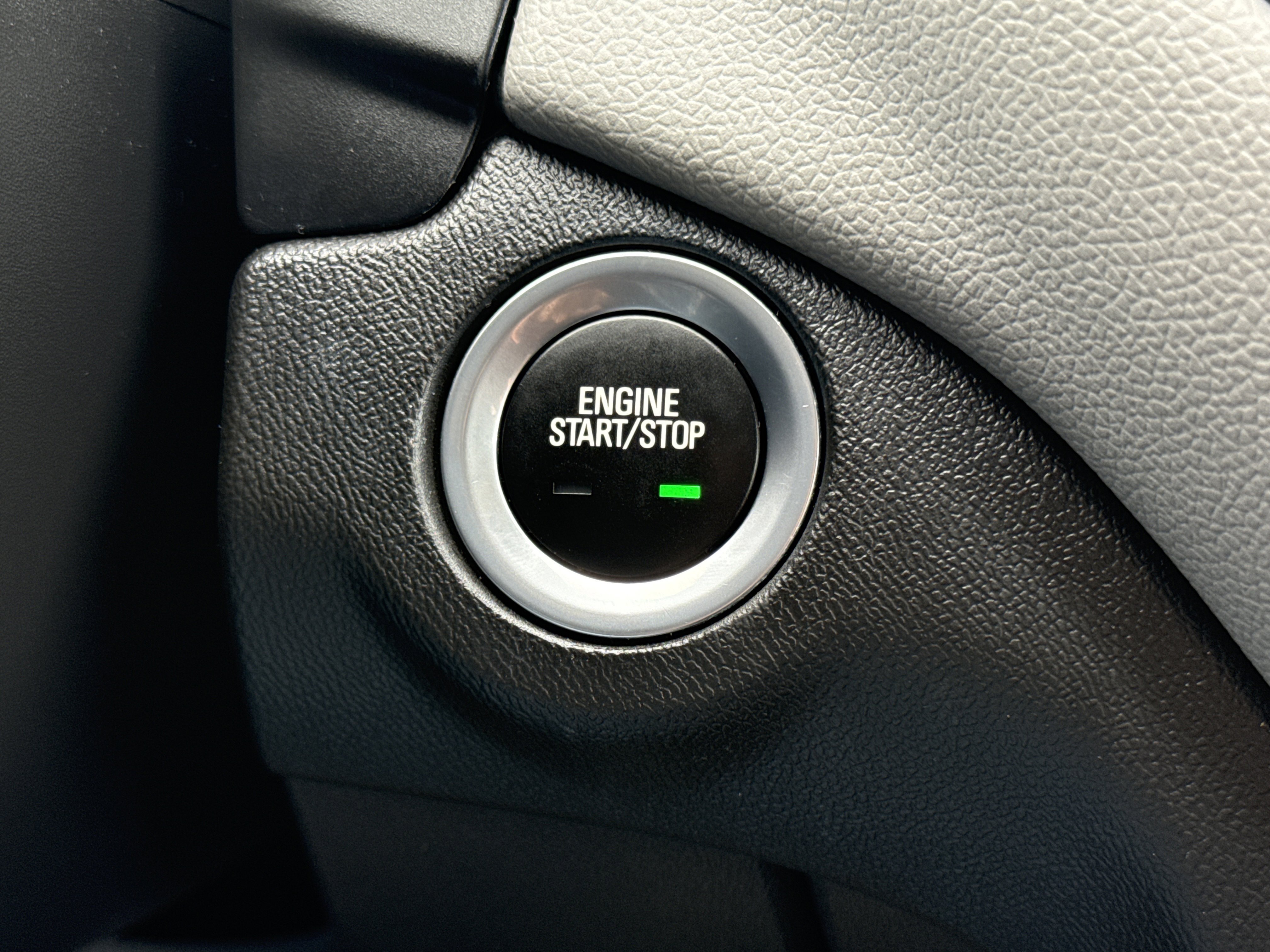 Used 2021 SUMMIT WHITE Chevrolet LS image 21