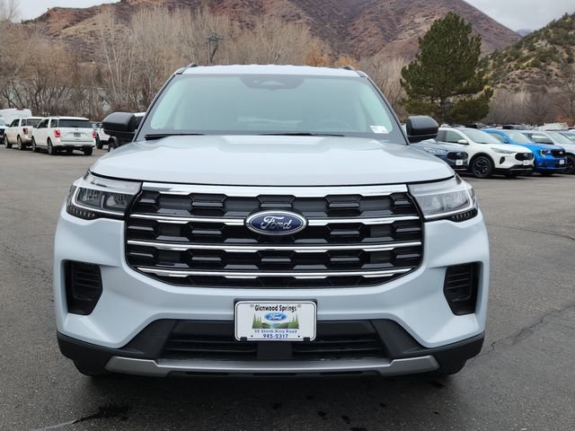 New 2026 Space White Metallic Ford Active image 6