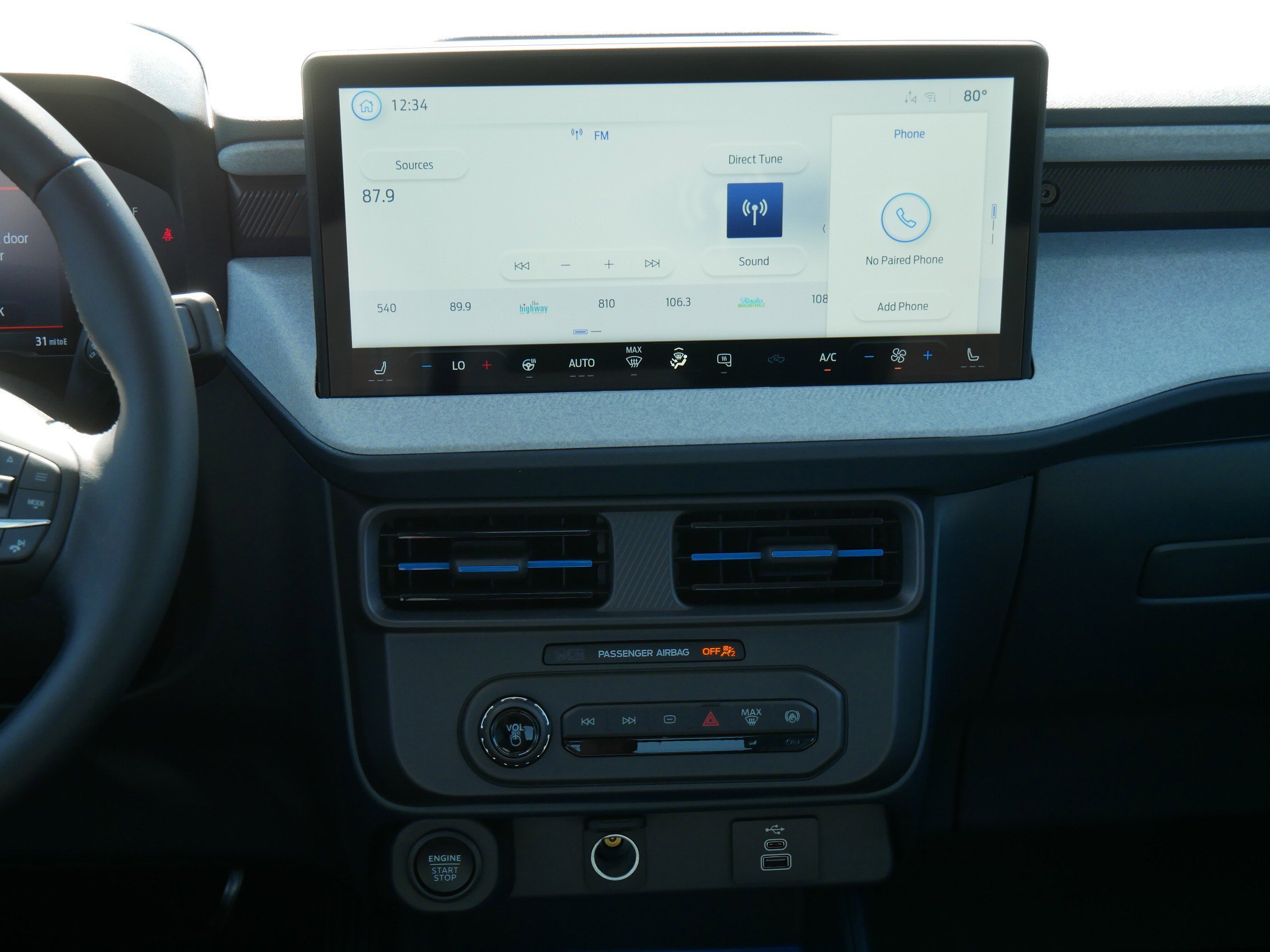 2025 Ford Maverick XLT - Photo 12