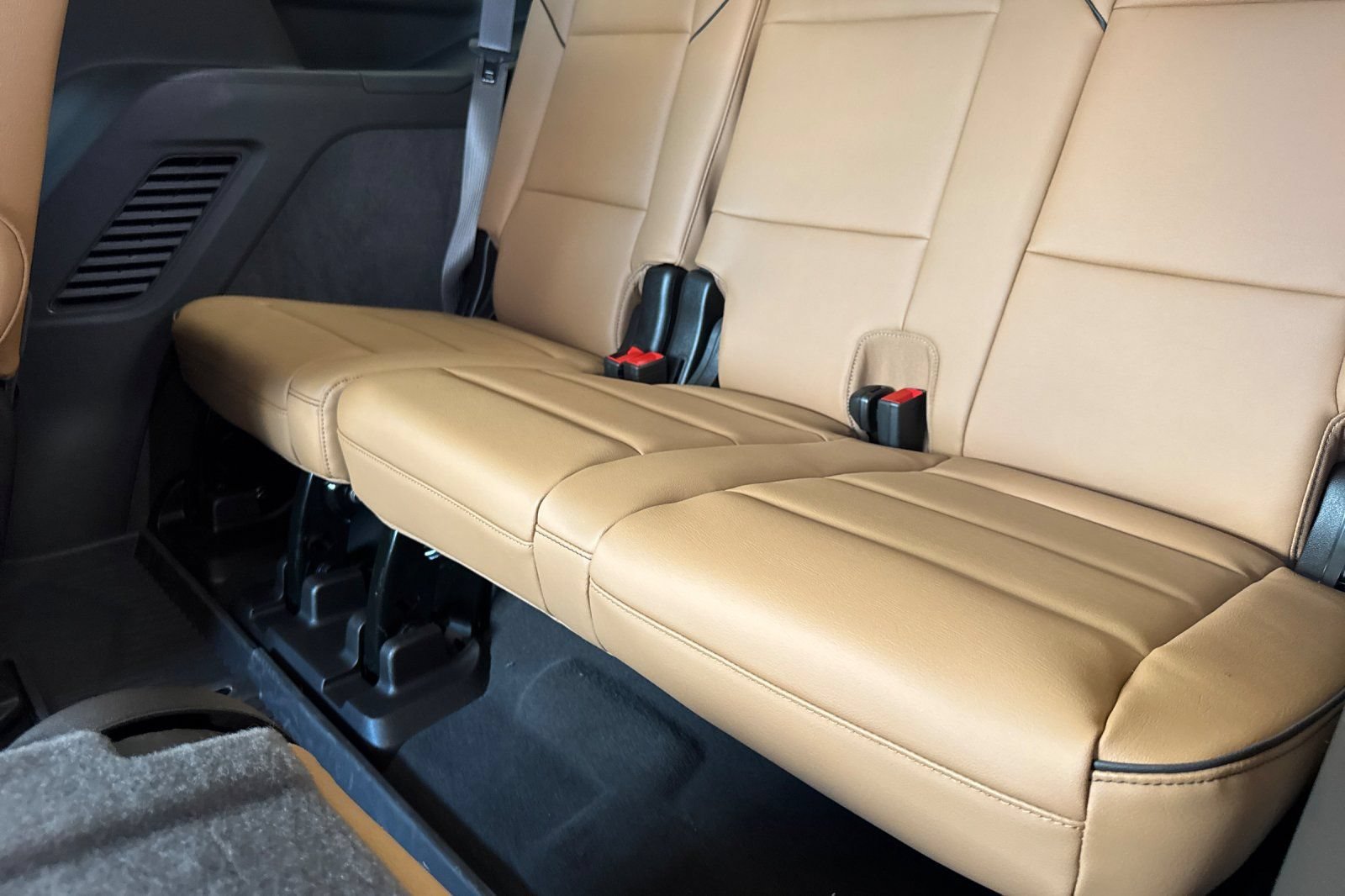 2026 Cadillac Escalade Luxury - Photo 16