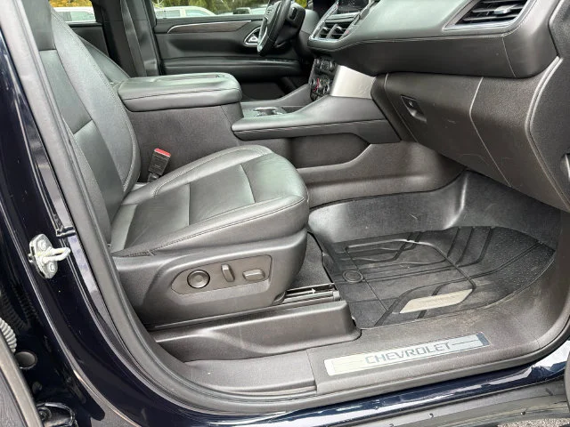 Used 2021 MIDNIGHT BLUE METALLIC Chevrolet Z71 image 13