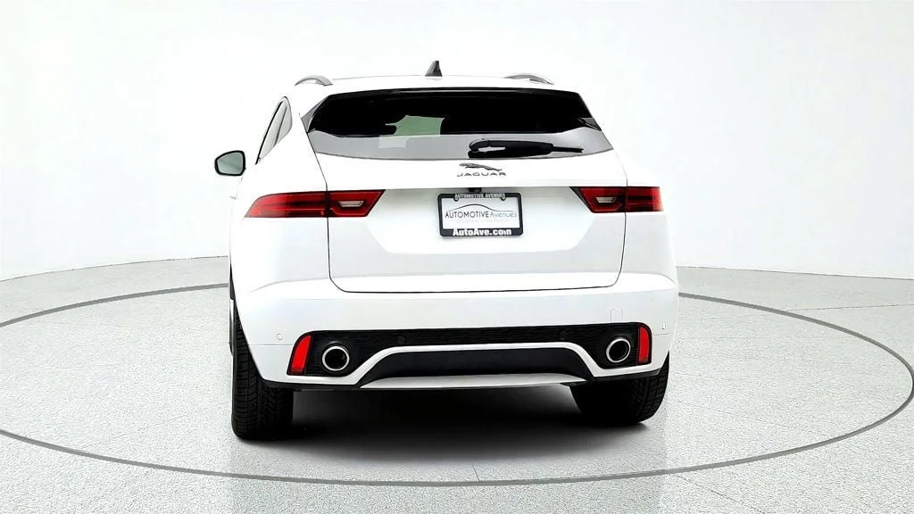 Used 2024 Fuji White Jaguar R-Dynamic SE P250 AWD w/ 20