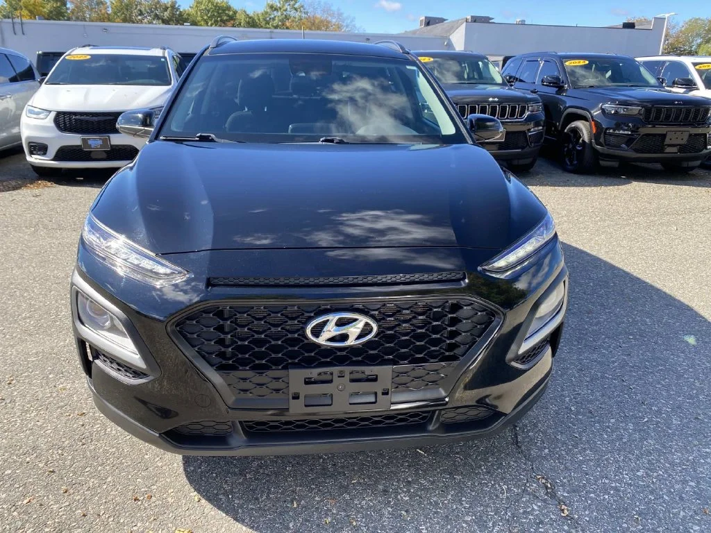 Used 2021 Black Hyundai SEL image 9