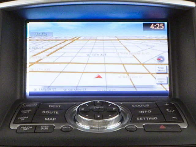 Used 2010 Black Obsidian INFINITI Journey image 23