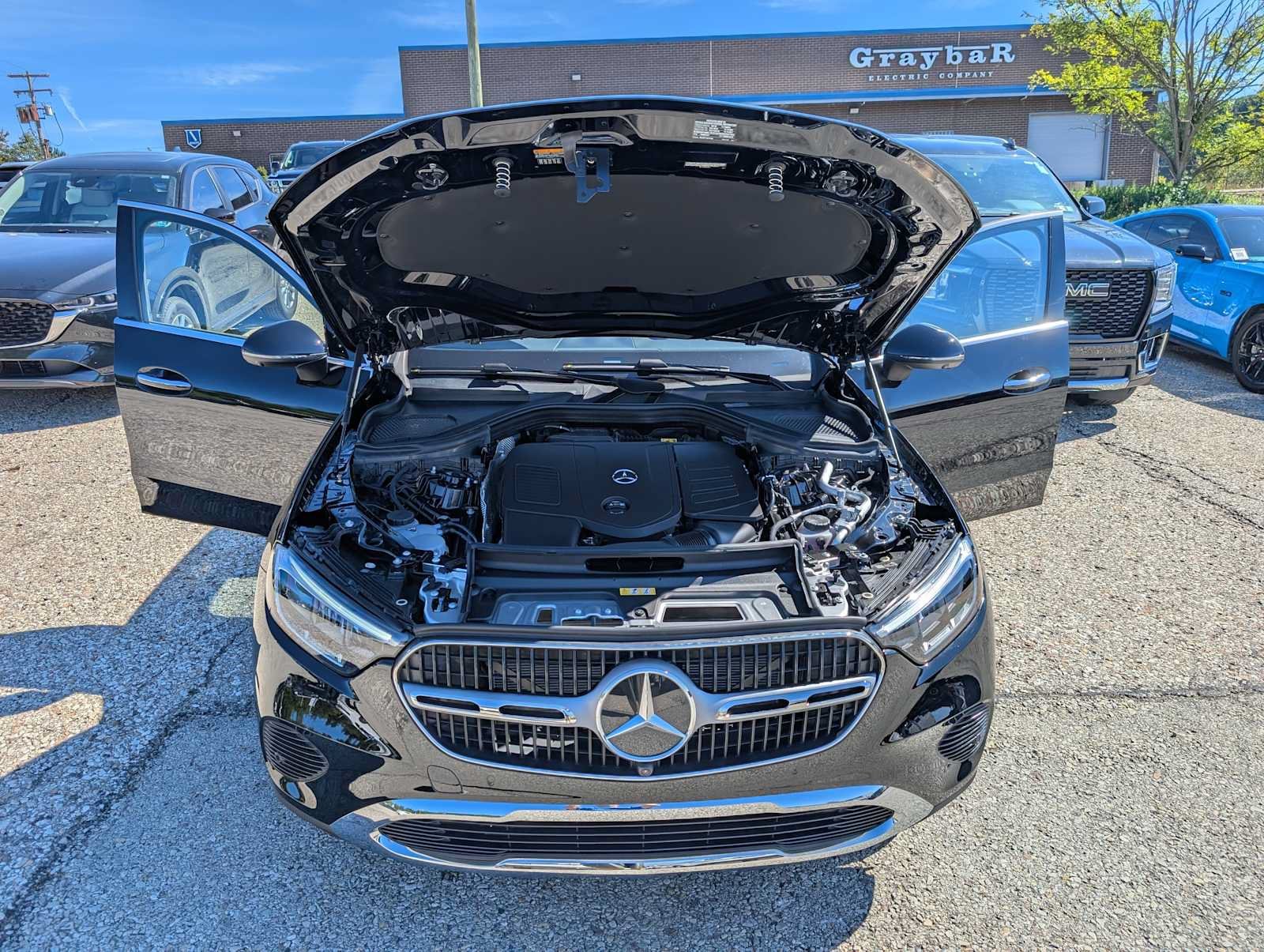 New 2027 Black Mercedes-Benz GLC 300 image 10