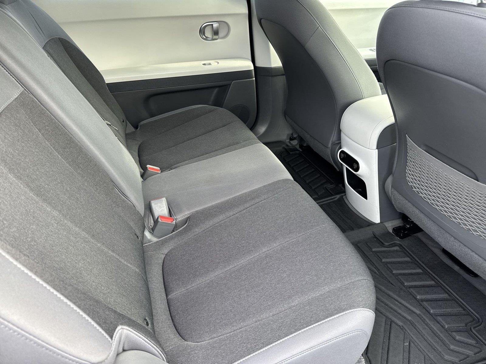 Used 2024 Gray Hyundai SEL image 33