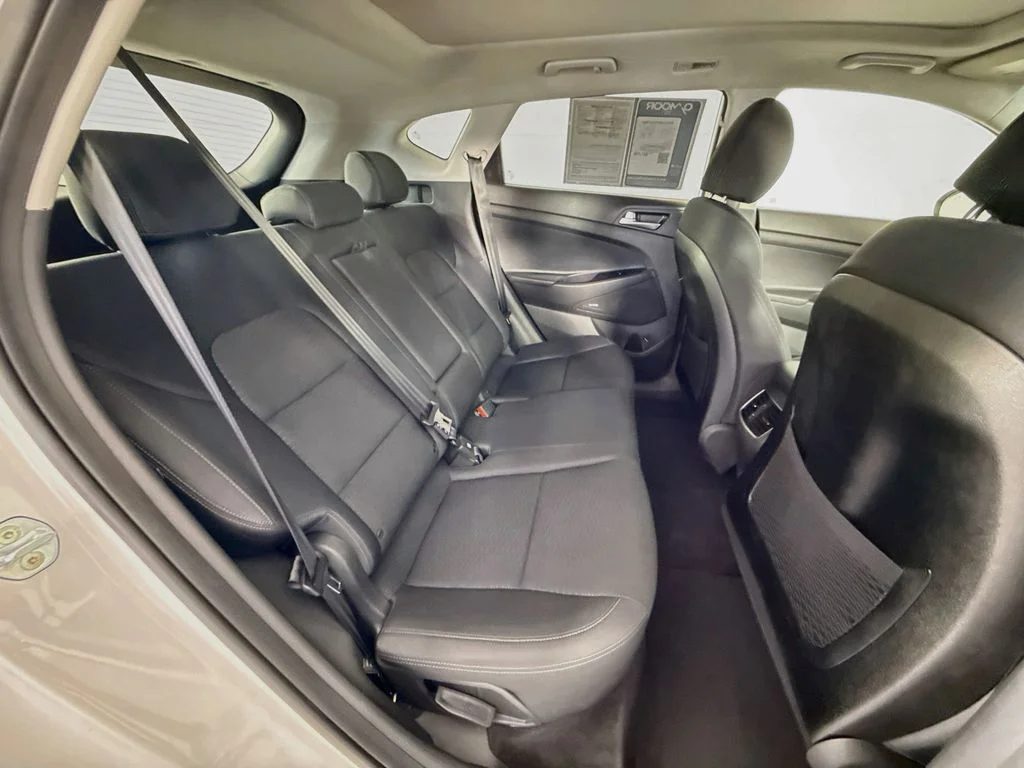 Used 2019 Dazzling White Hyundai Night image 7