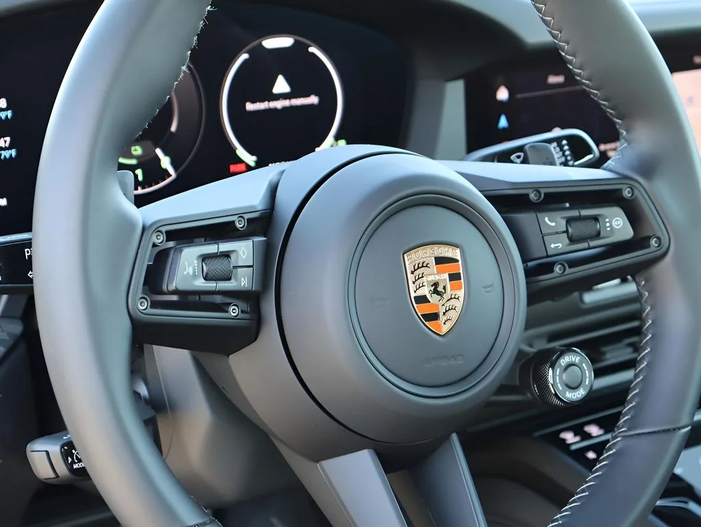 Certified Used 2026 Piant to Sample NARDO Grey Porsche Spirit 70 image 24
