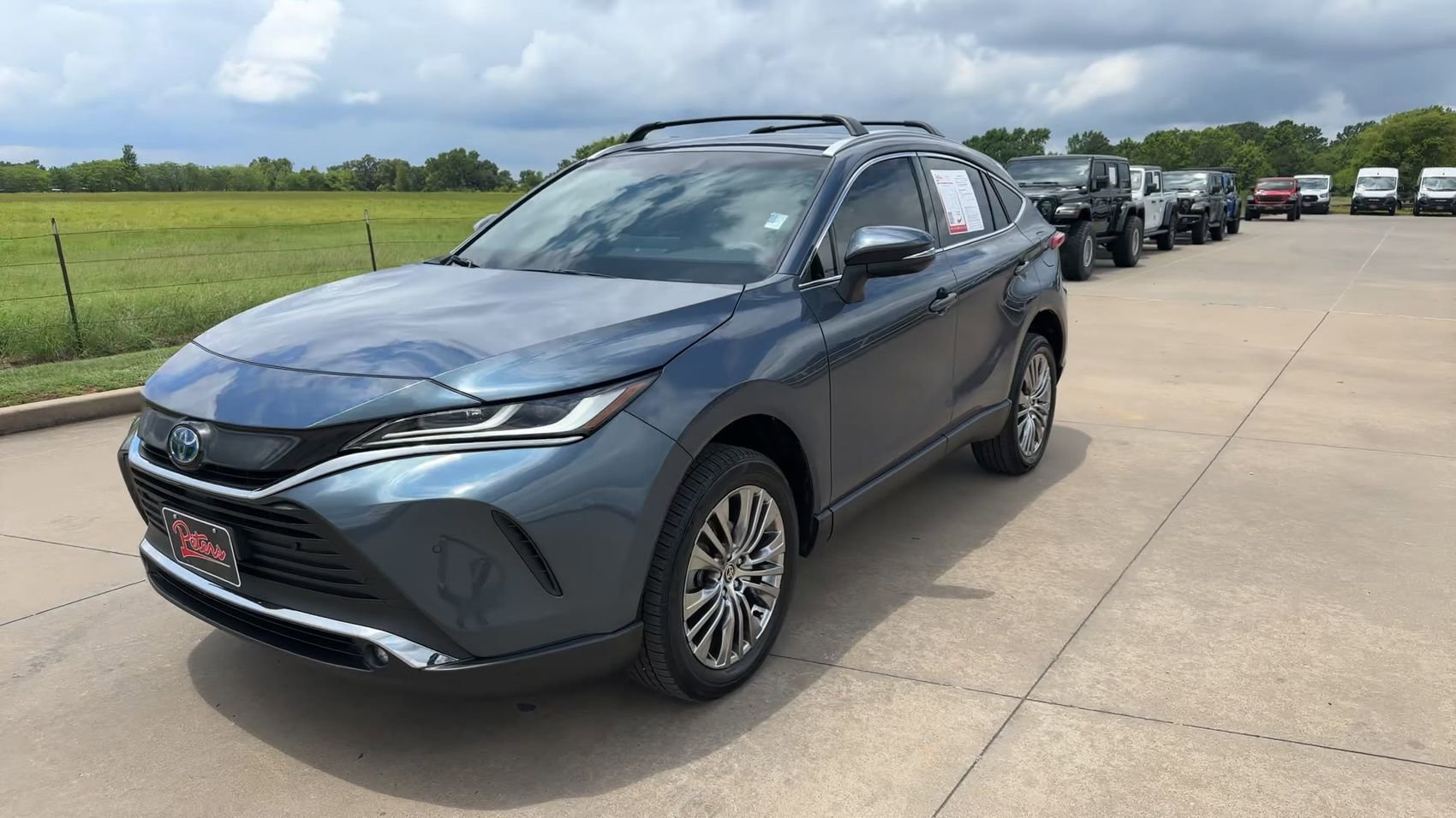 Used 2024 Coastal Gray Toyota XLE image 5
