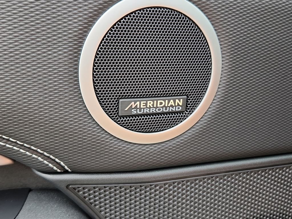 2026 Land Rover Discovery Gemini Edition - Photo 24