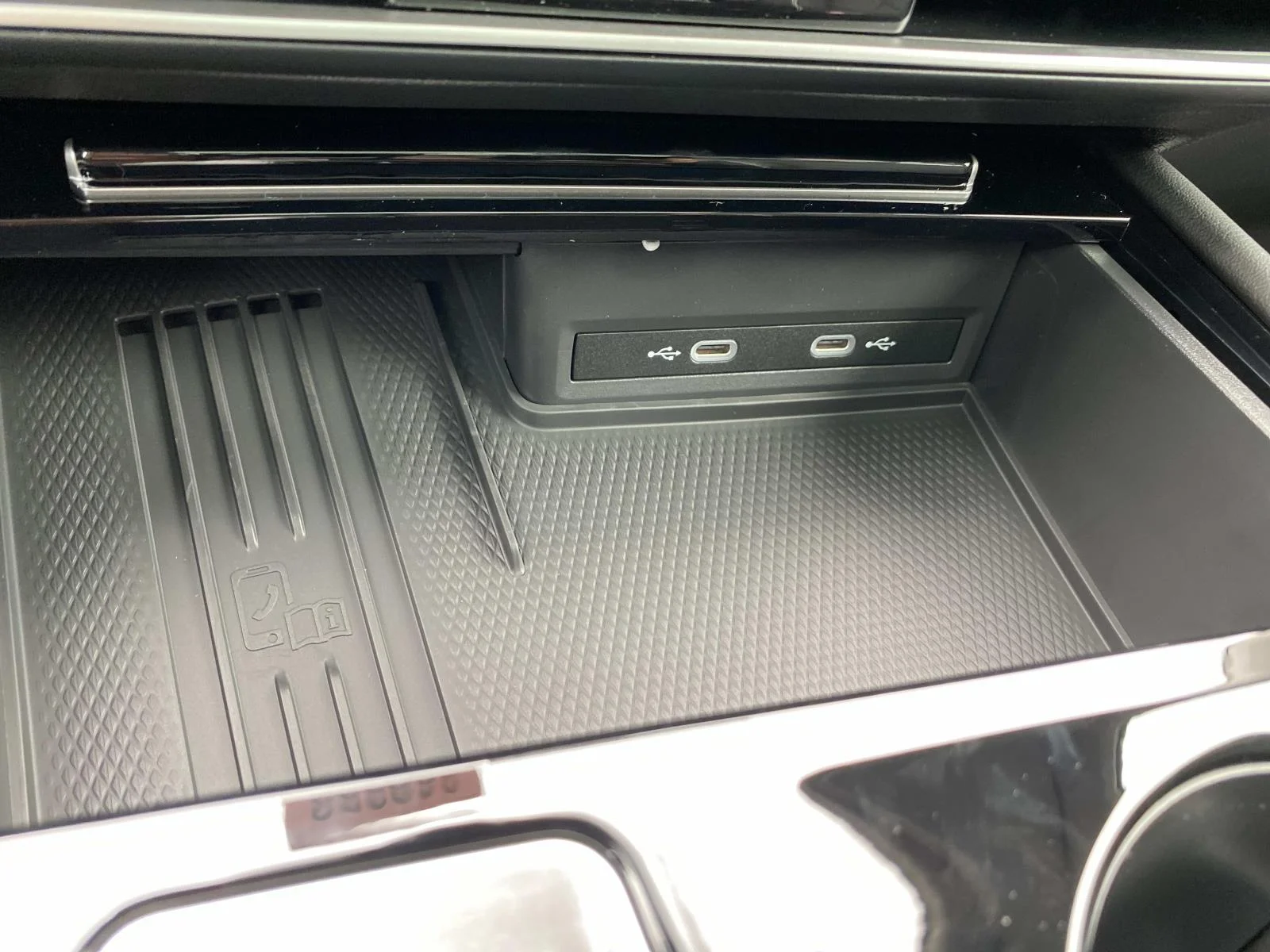 New 2026 Deep Black Pearl Volkswagen 2.0T SEL Premium R-Line 4MOTION image 13