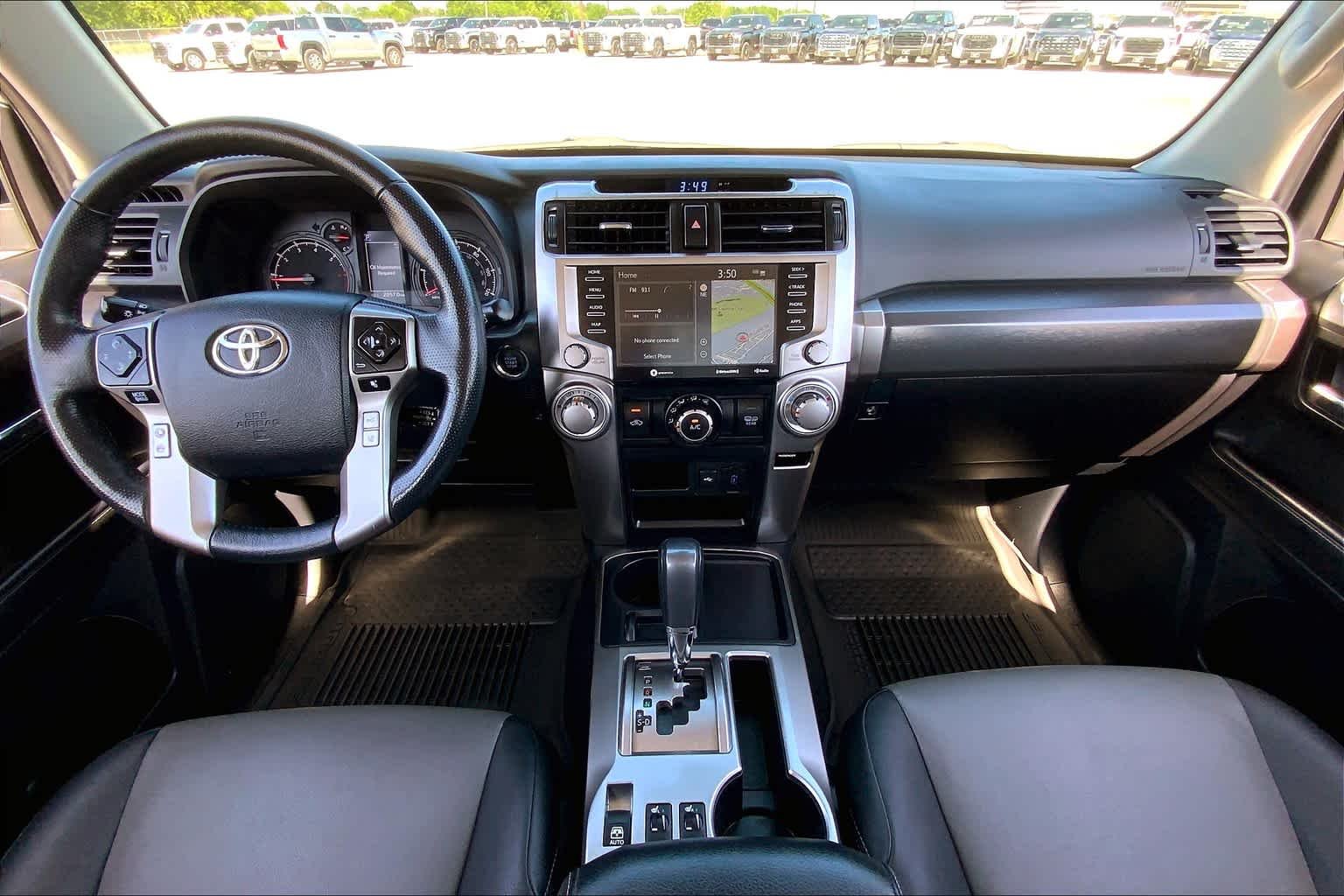 Used 2023 Classic Silver Metallic Toyota SR5 Premium image 27