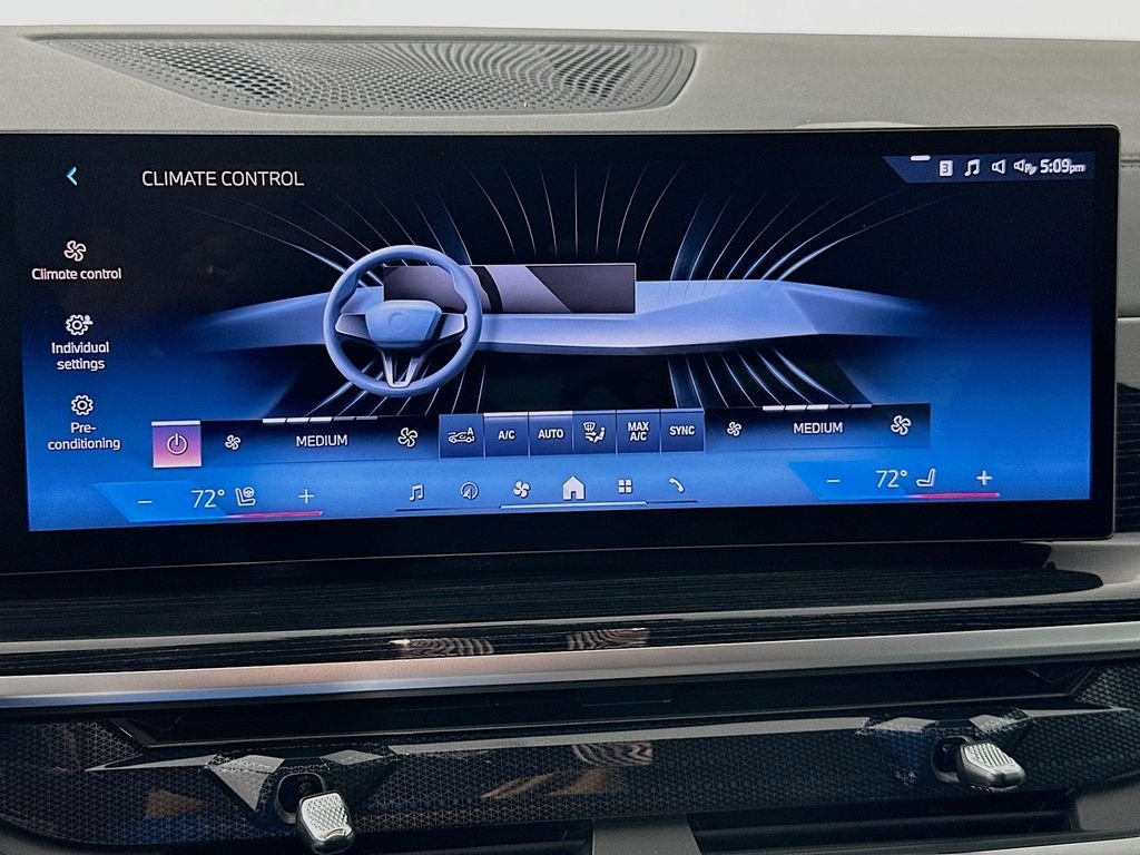 Used 2026 Brooklyn Grey Metallic BMW xDrive40i image 16