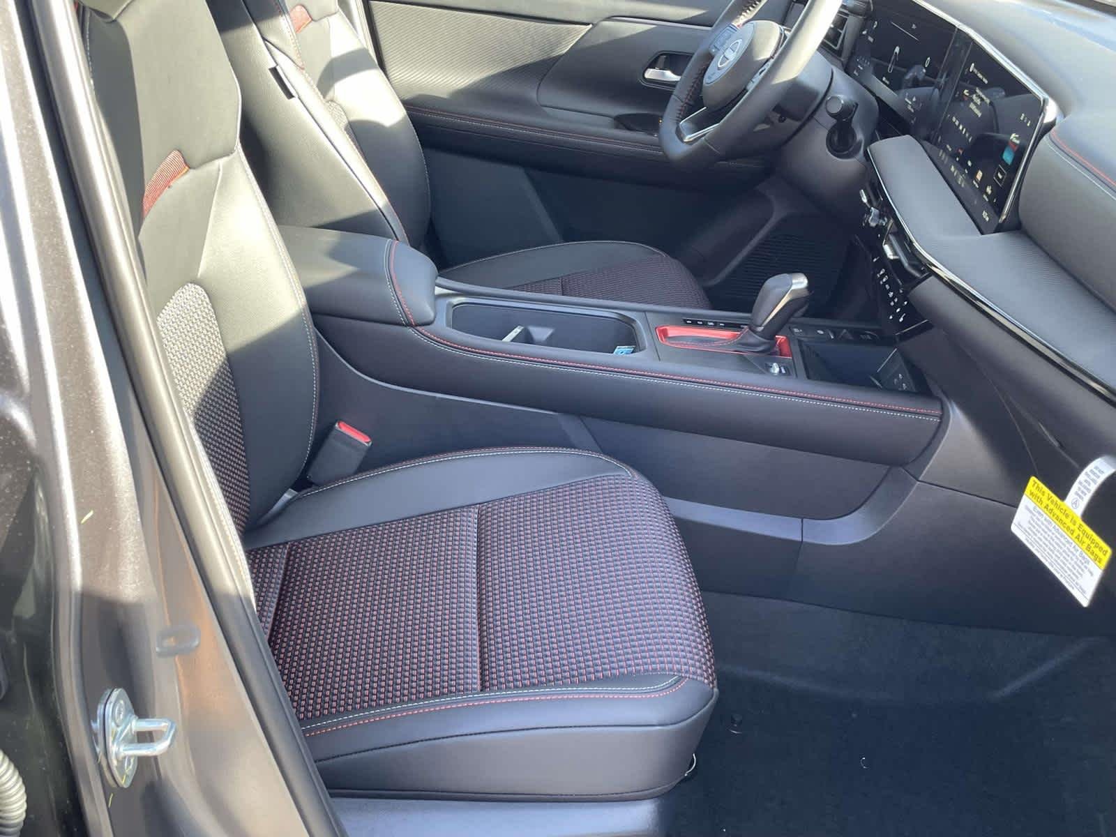 2026 Nissan KICKS SR AWD - Photo 13