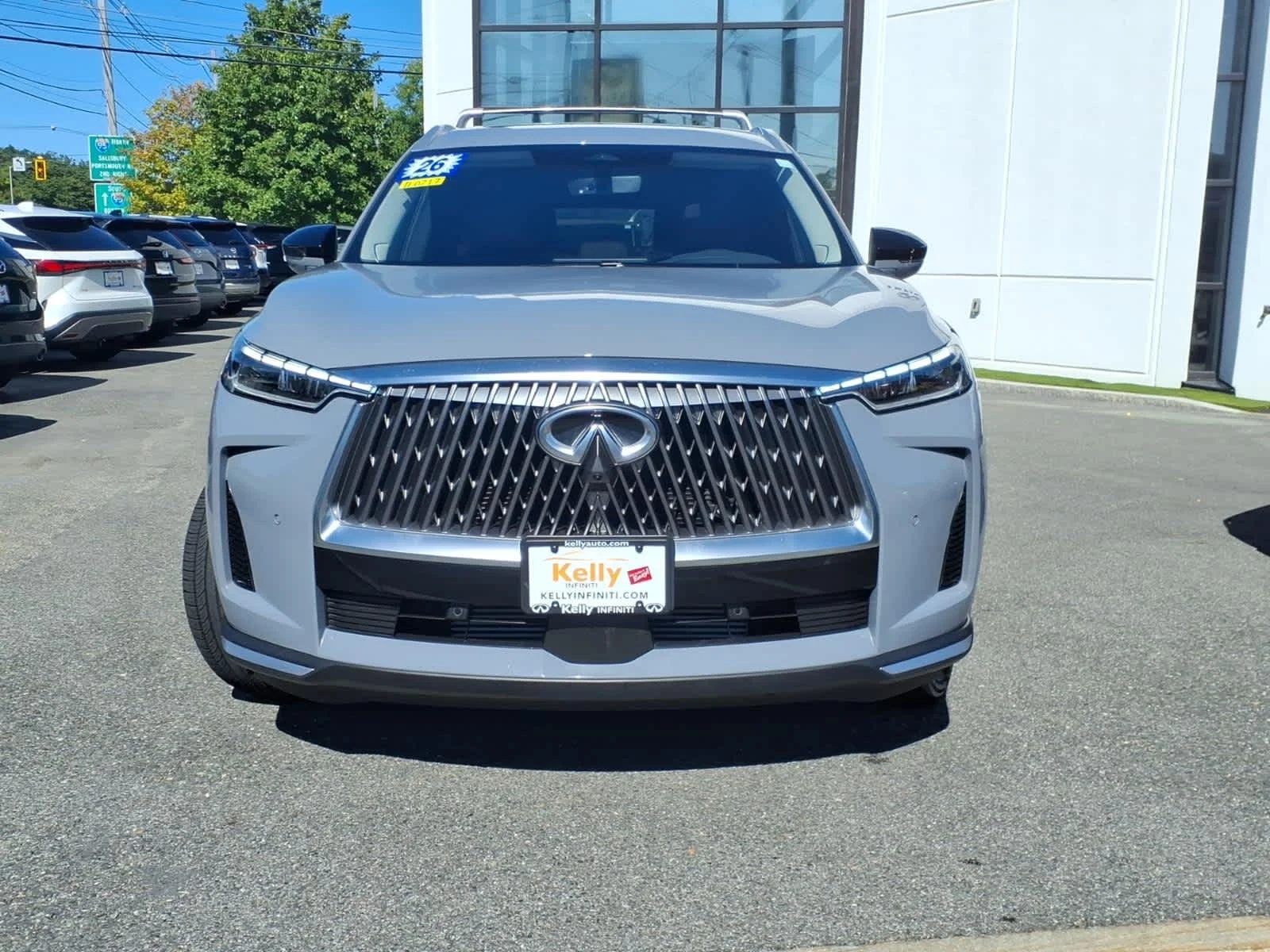 Certified Used 2026 Harbor Gray INFINITI LUXE image 2