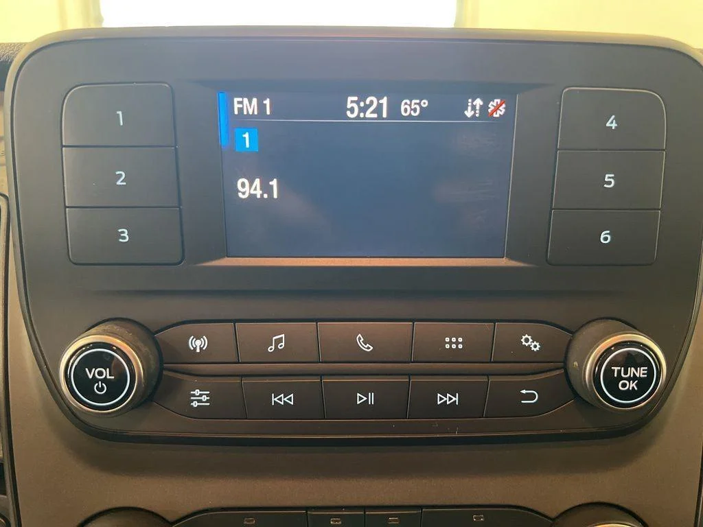 Used 2020 Black Metallic Ford XLT image 13