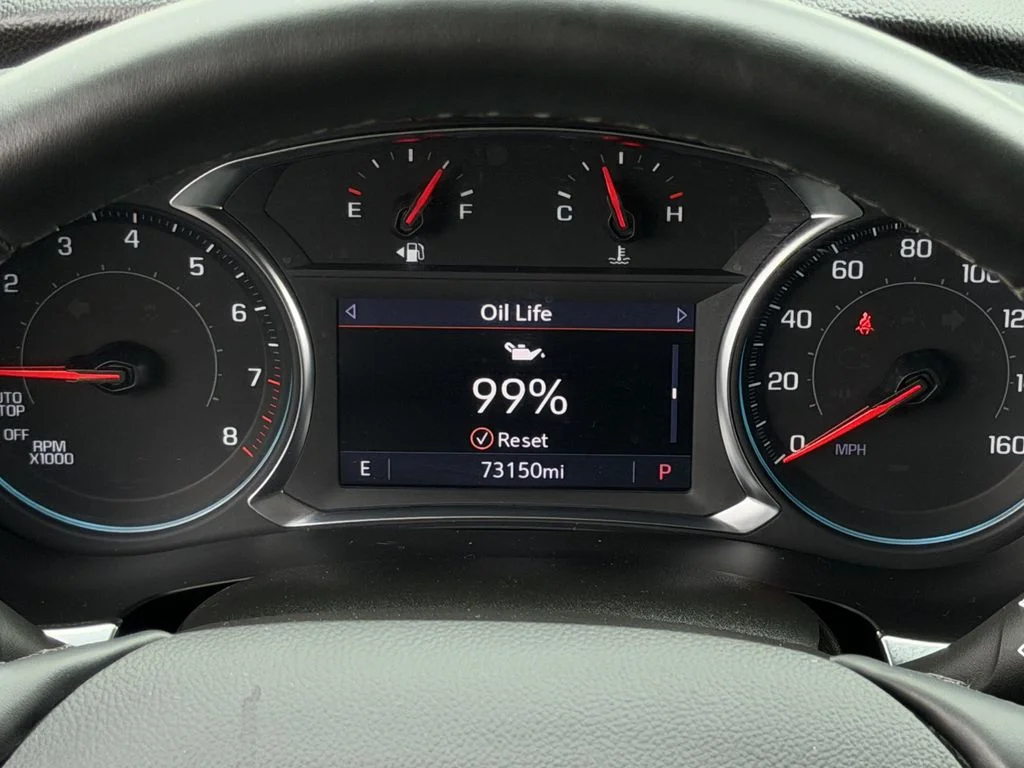 Used 2023 Red Chevrolet RS image 16
