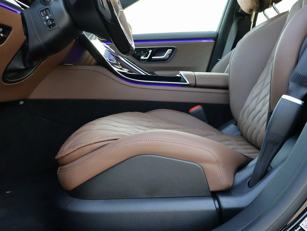New 2026 Obsidian Black Metallic Mercedes-Benz S 580 image 38