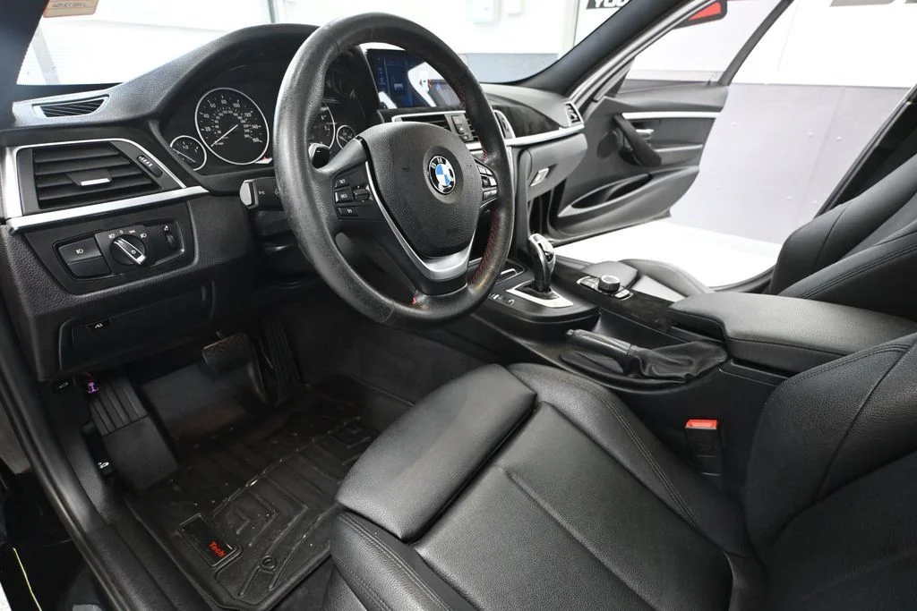 2018 BMW 3 Series 330i - Photo 21