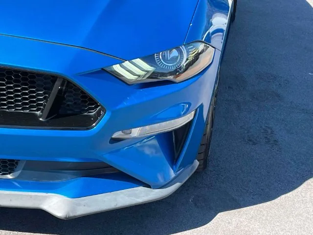 Used 2019 Blue Ford GT Premium image 9