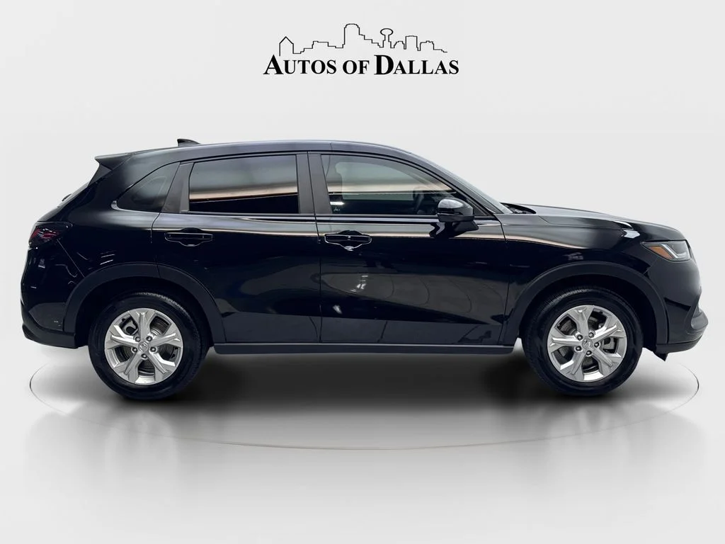 Used 2025 Black Honda LX image 10
