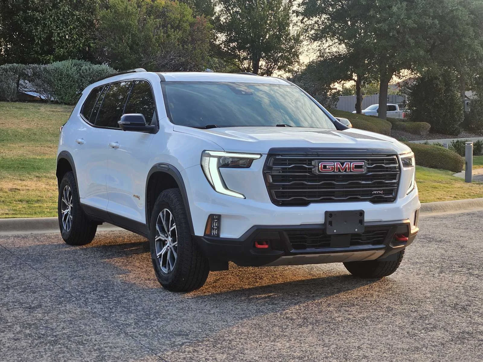 Used 2025 Summit White GMC AWD AT4 image 2