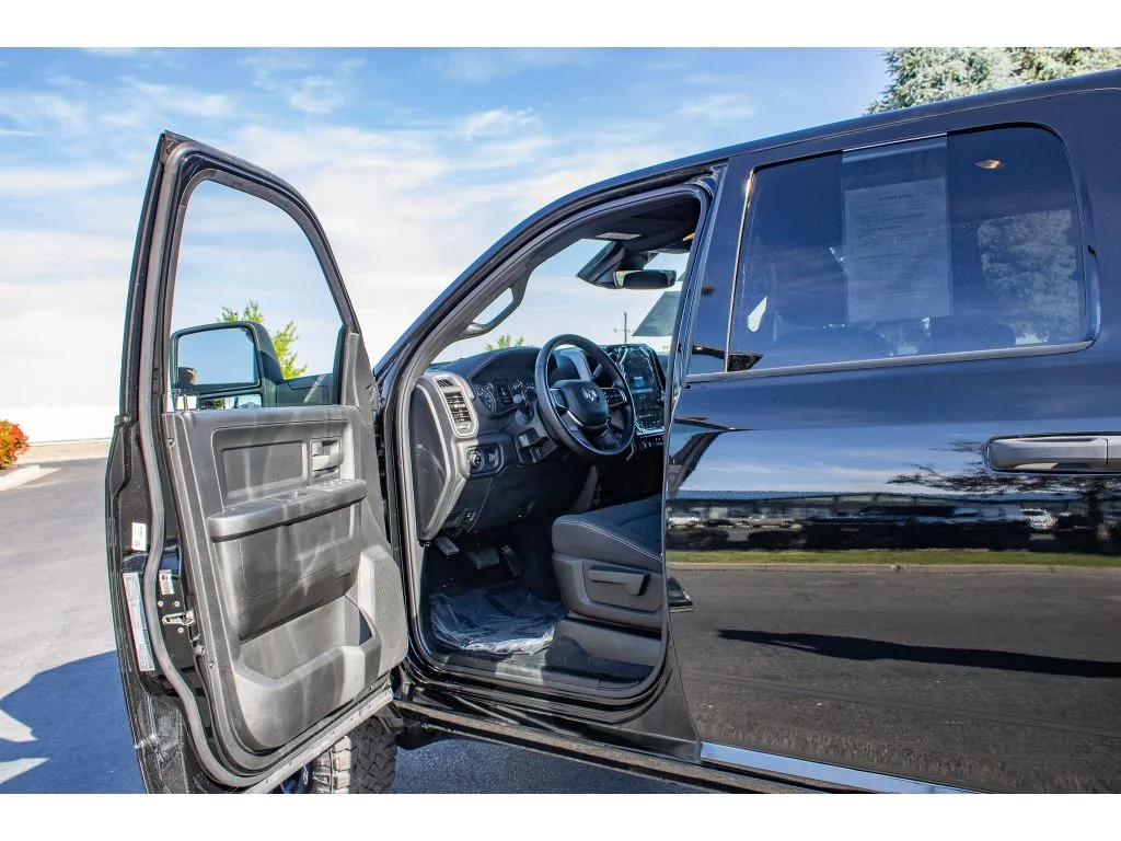 2025 RAM Ram 2500 Pickup Tradesman - Photo 24