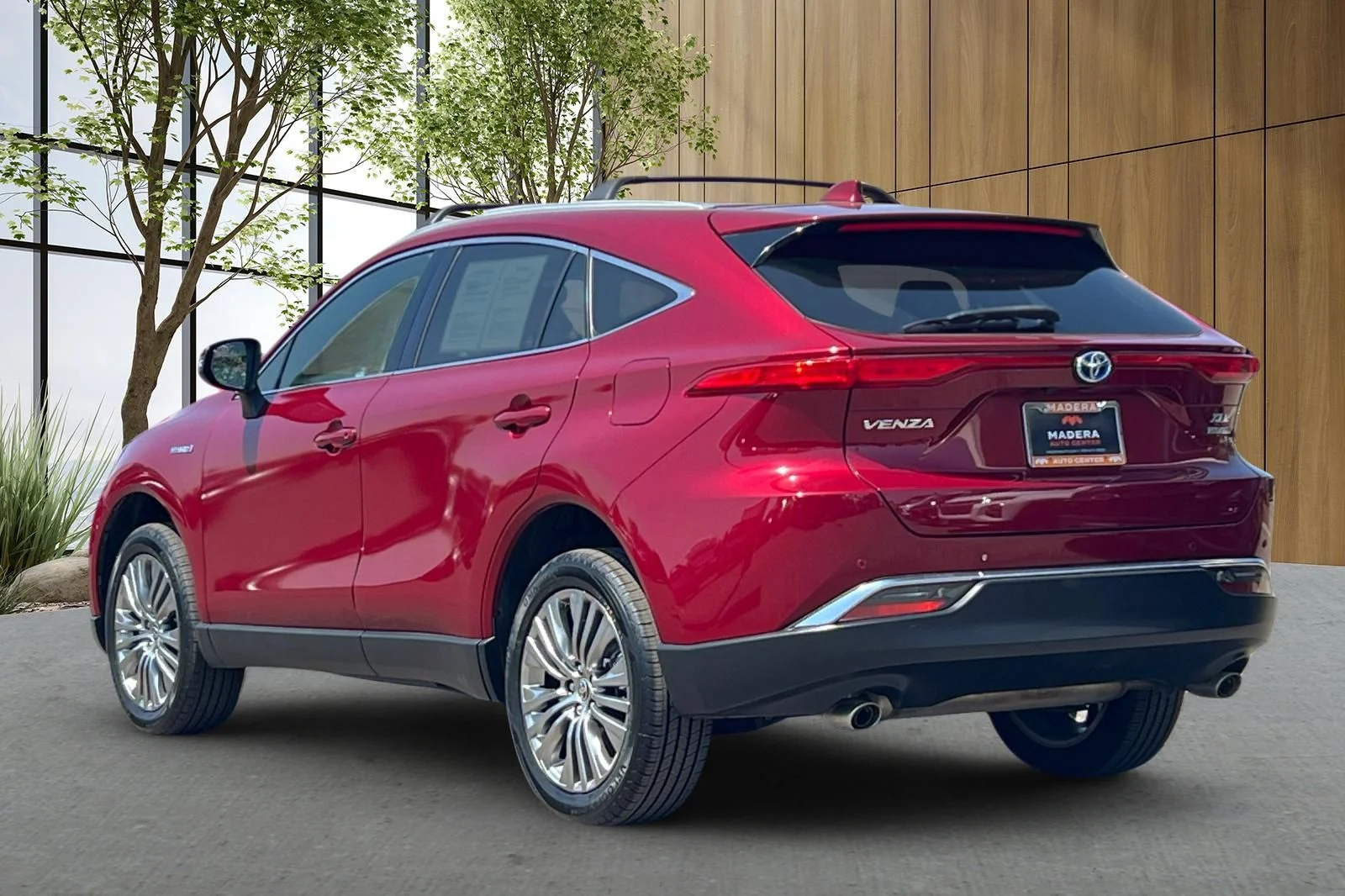 Used 2021 Red Toyota XLE image 6