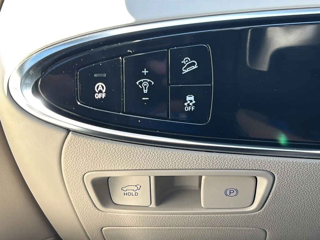 2025 GENESIS GV70 Standard - Photo 29