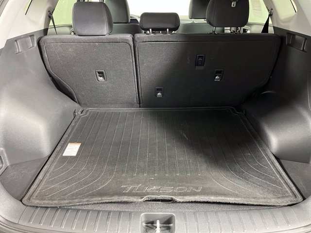Used 2020 Gray Hyundai Value image 39