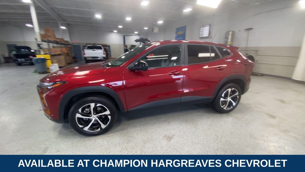 Used 2024 Crimson Chevrolet 1RS image 6