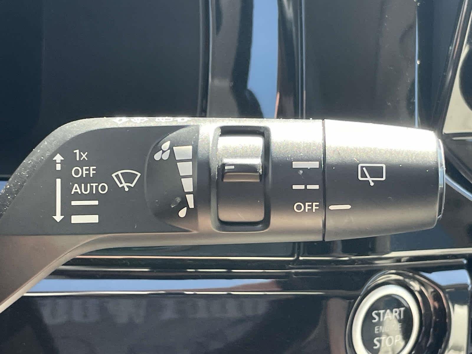Used 2022 Gun Metallic Nissan Platinum image 42