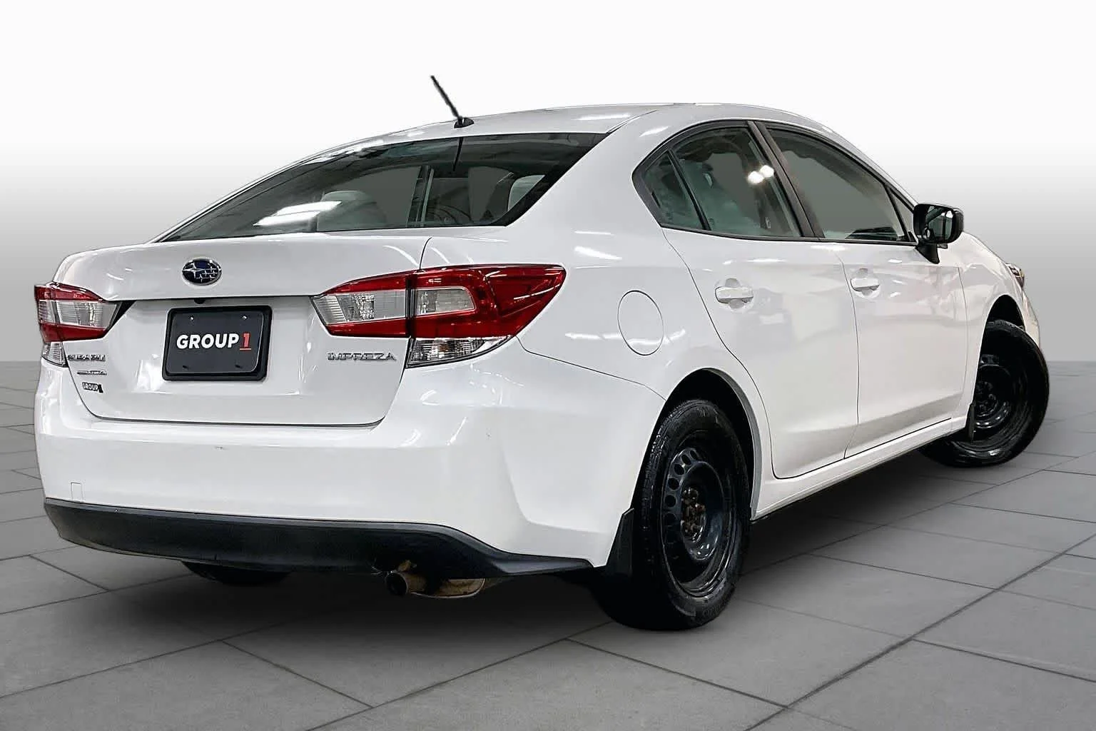 Used 2019 Crystal White Pearl Subaru  image 13