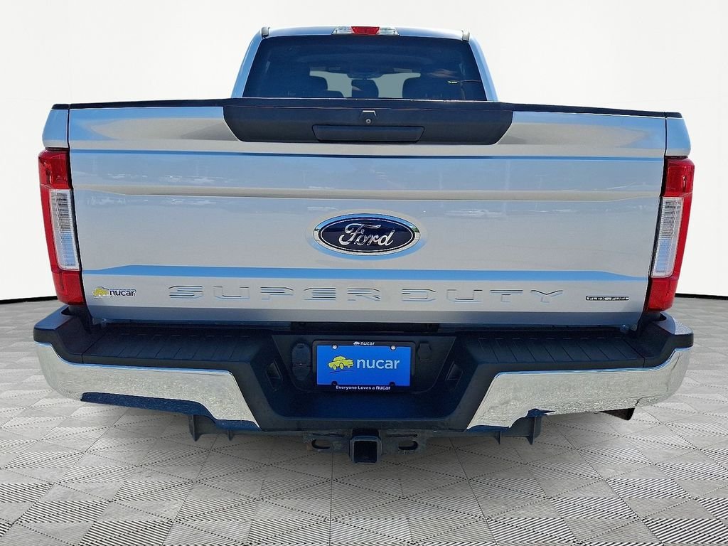 Used 2018 Silver Ford XLT image 6