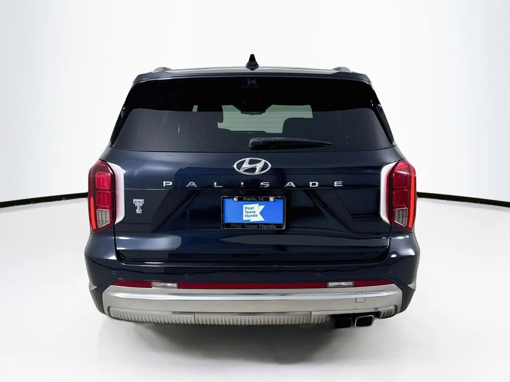 Used 2023 Moonlight Cloud Hyundai Calligraphy image 7