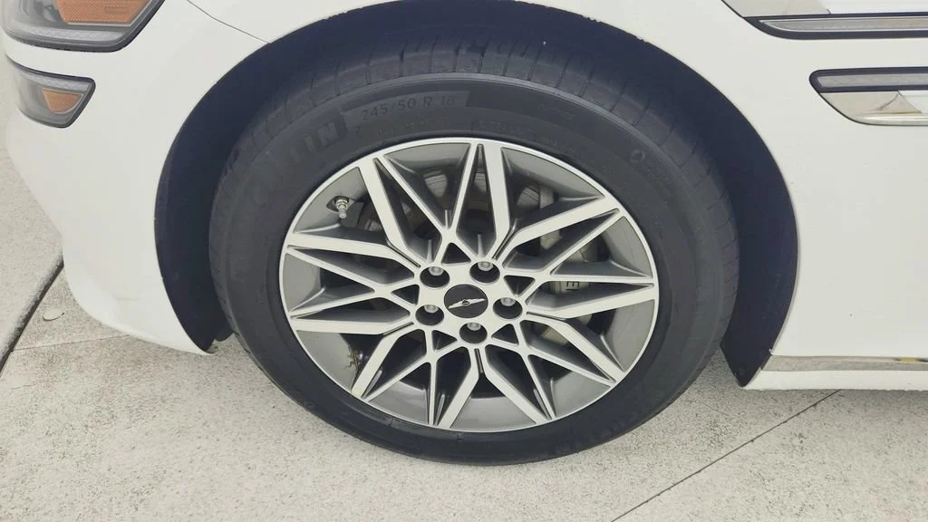 Used 2026  Genesis 2.5T image 28