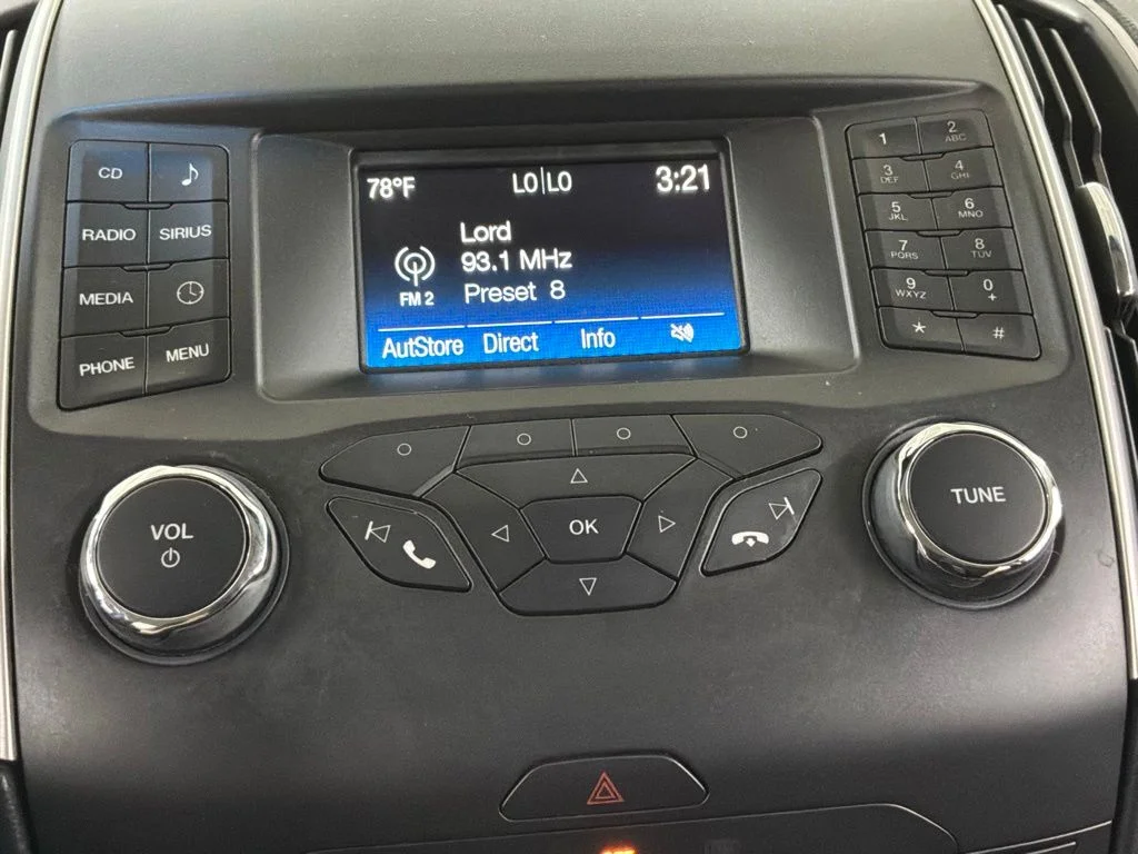 Used 2016 Blue Metallic Ford SEL image 14
