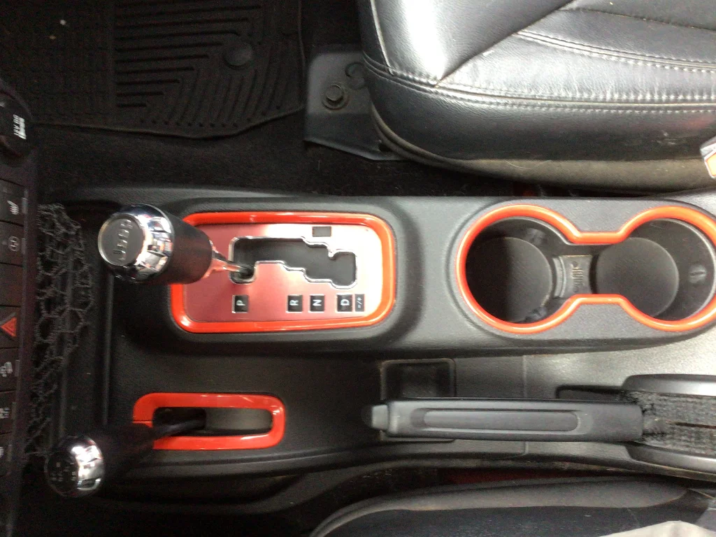 Used 2014 Red Jeep Unlimited Sahara image 13