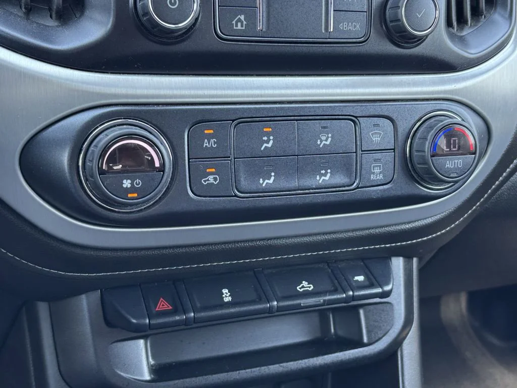 Used 2022 Summit White GMC Elevation image 30