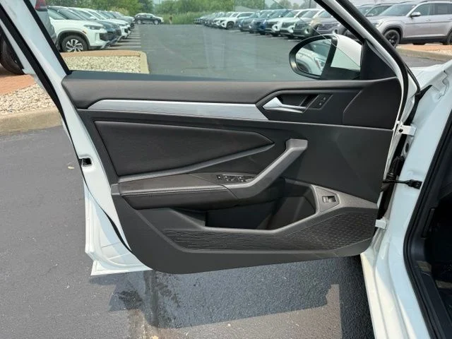New 2026 White Volkswagen 1.5T S image 12