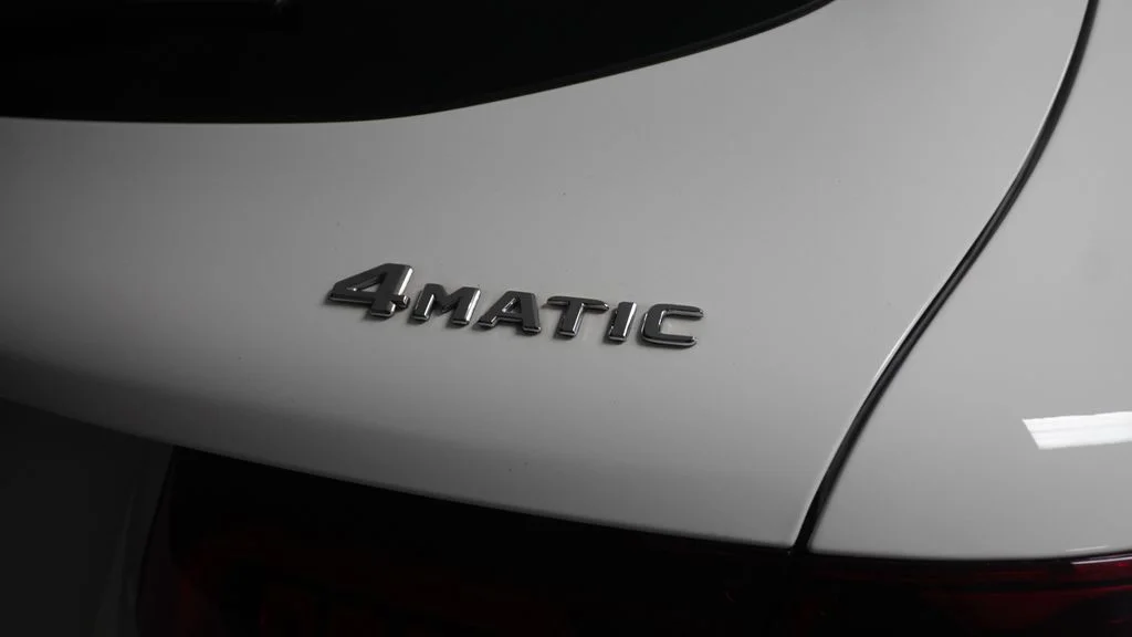 Certified Used 2022 White Mercedes-Benz GLC 300 image 39